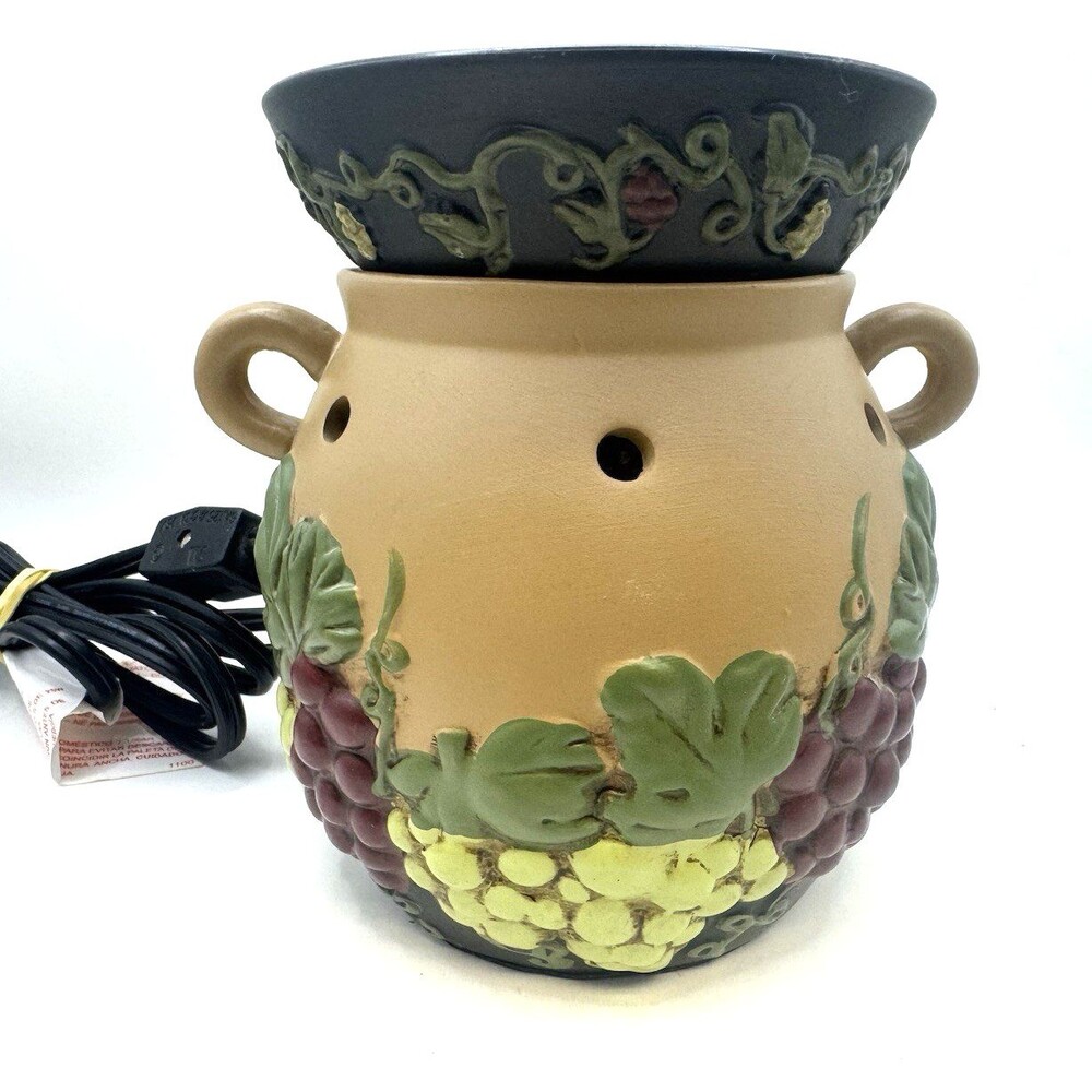 SCENTSY Retired Full Size Grapevine Grapes Wine Theme Electric Wax/Oil Warmer
